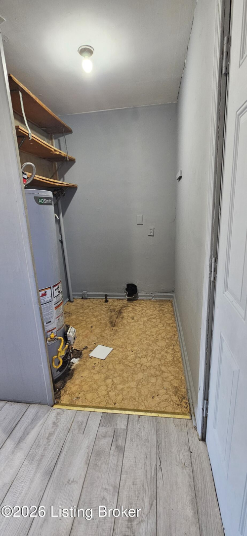 Listing Image 6