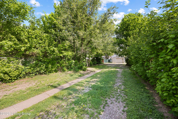 Listing Image 26
