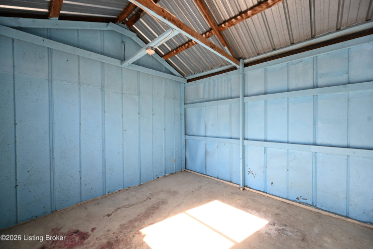 Listing Image 33