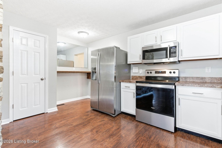 Listing Image 22