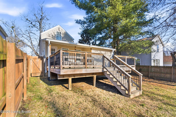 Listing Image 4