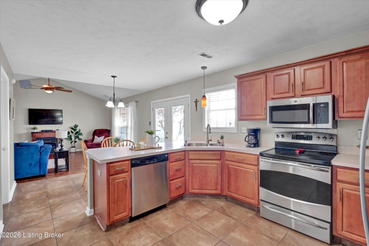 Listing Image 14