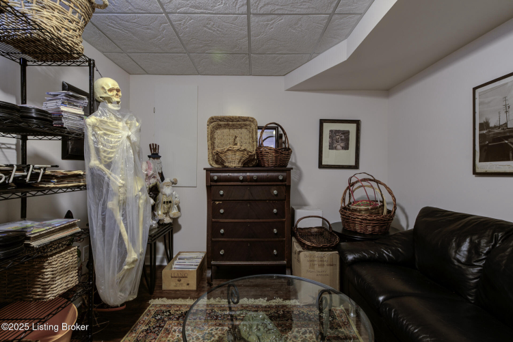 Listing Image 31
