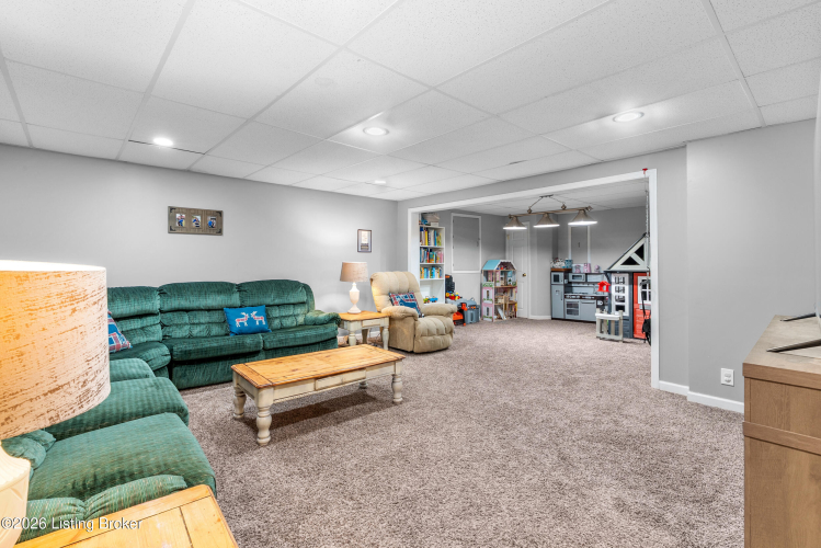 Listing Image 37