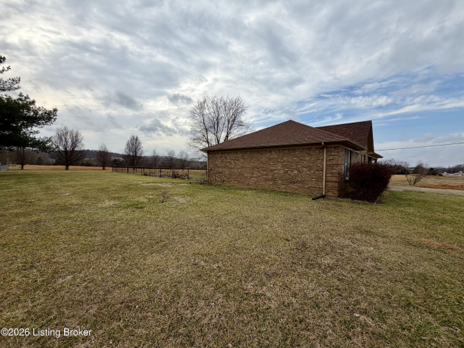 Listing Image 46