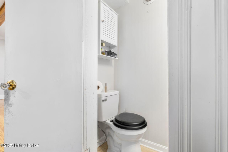 Listing Image 20