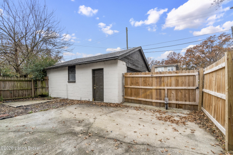 Listing Image 52