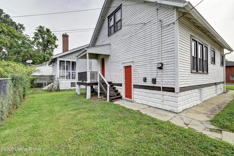 Listing Image 6