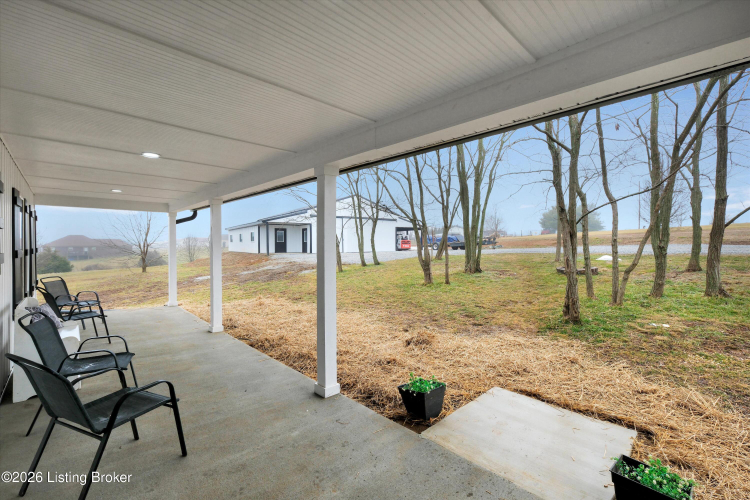 Listing Image 15