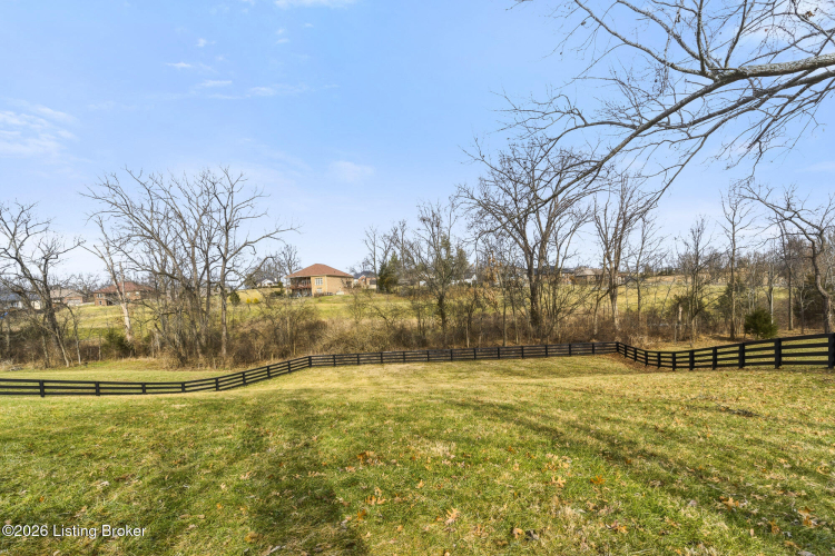 Listing Image 58