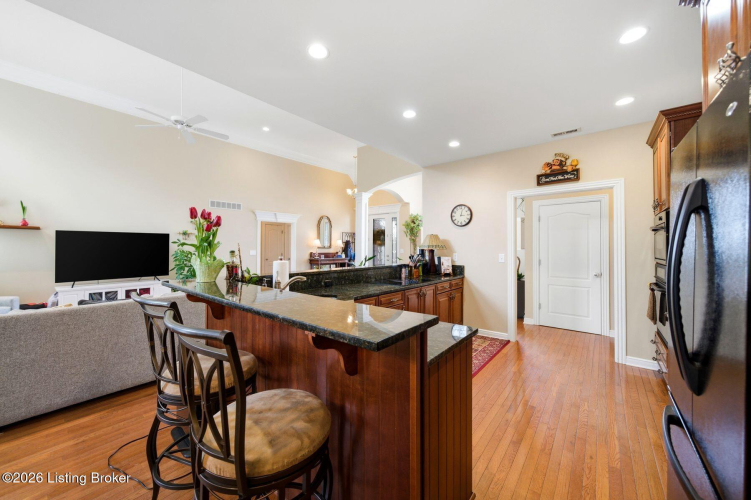 Listing Image 22