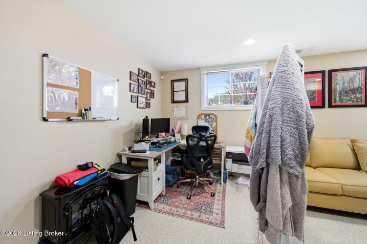 Listing Image 67