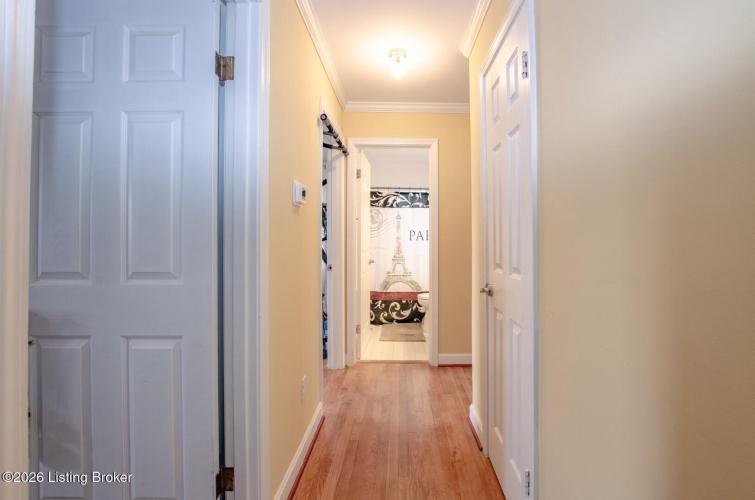 Listing Image 17