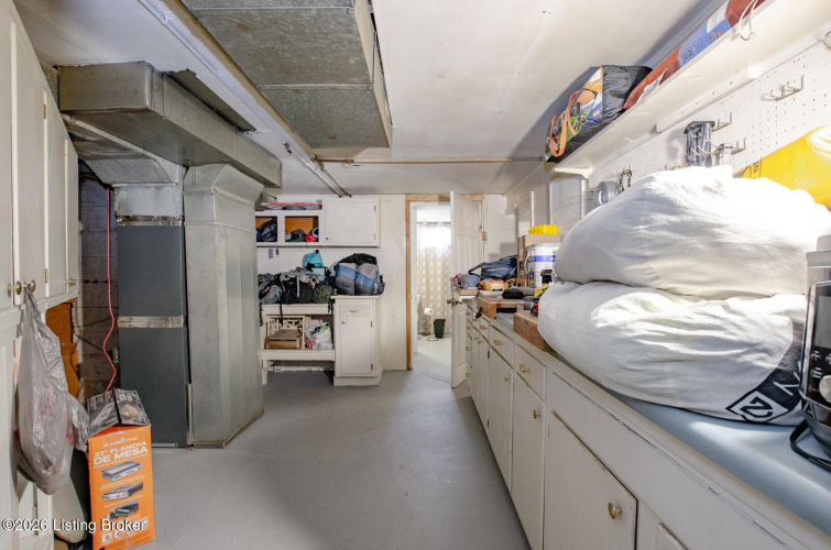 Listing Image 32
