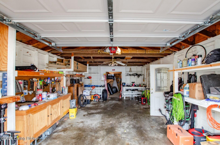 Listing Image 42