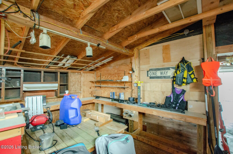 Listing Image 44