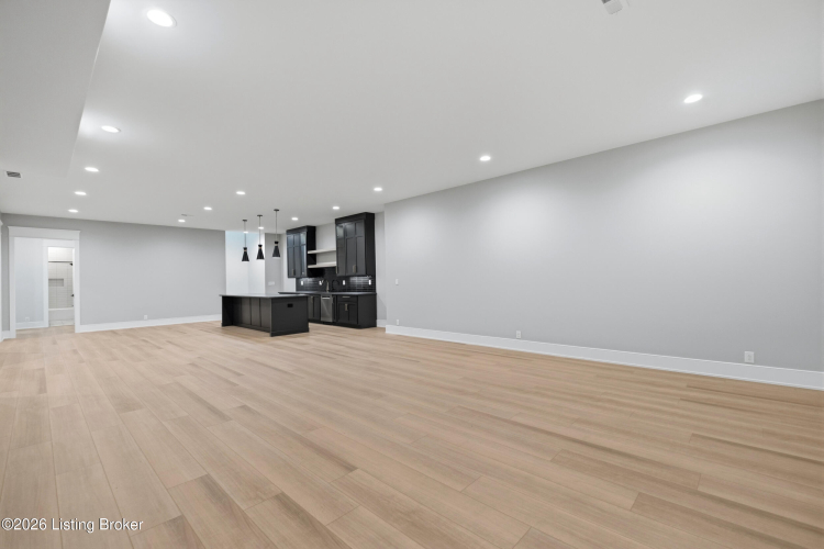 Listing Image 53