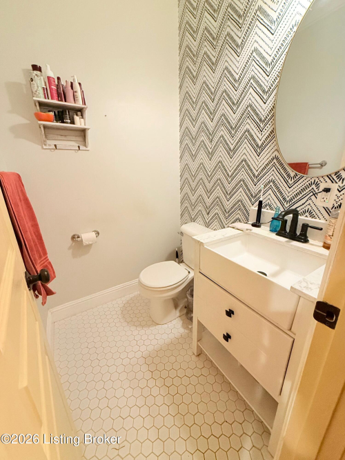 Listing Image 14