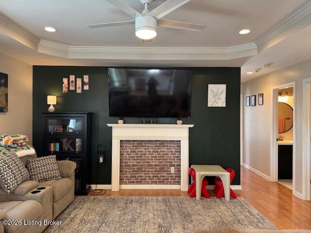 Listing Image 4