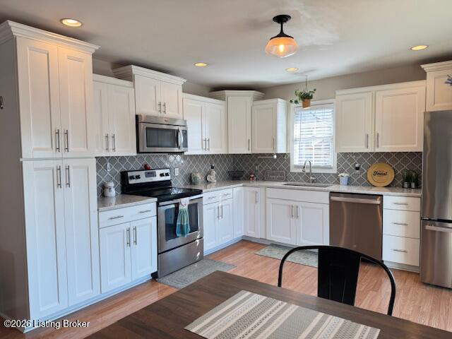 Listing Image 9