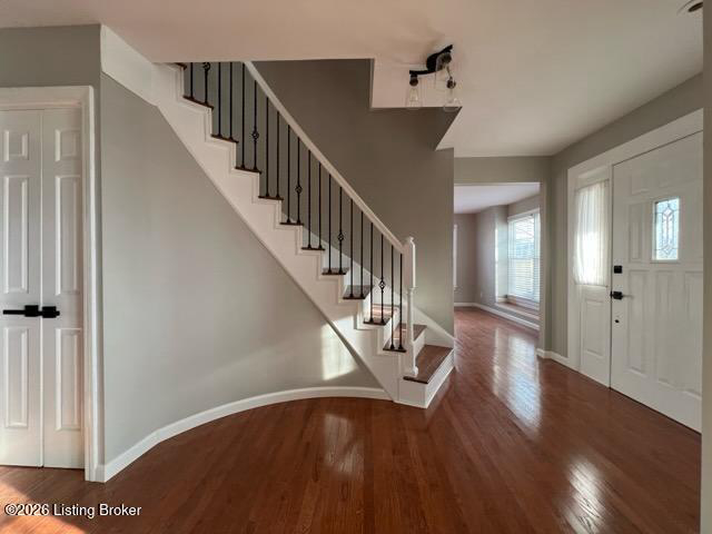 Listing Image 4