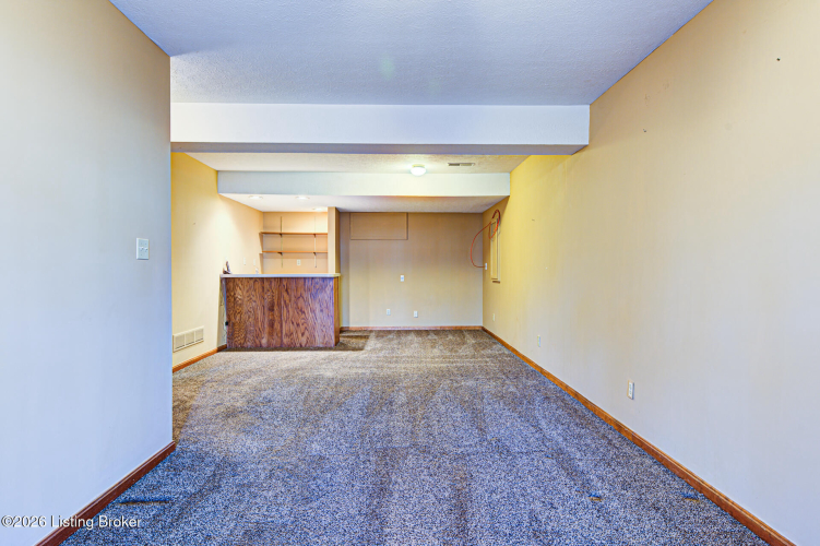 Listing Image 28