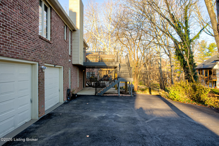 Listing Image 44