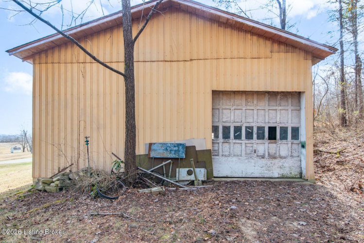 Listing Image 84
