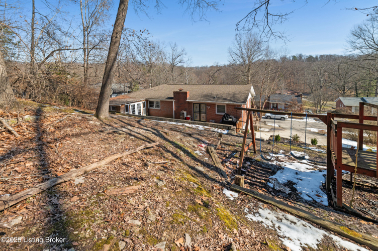 Listing Image 42