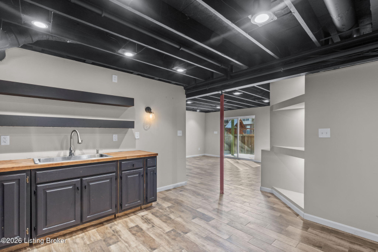 Listing Image 65