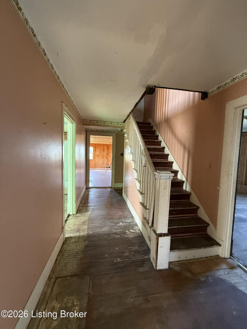 Listing Image 17