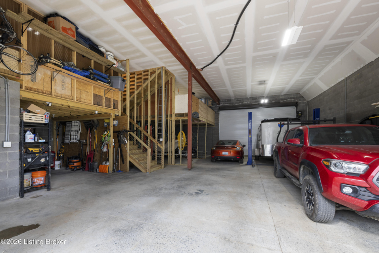 Listing Image 50