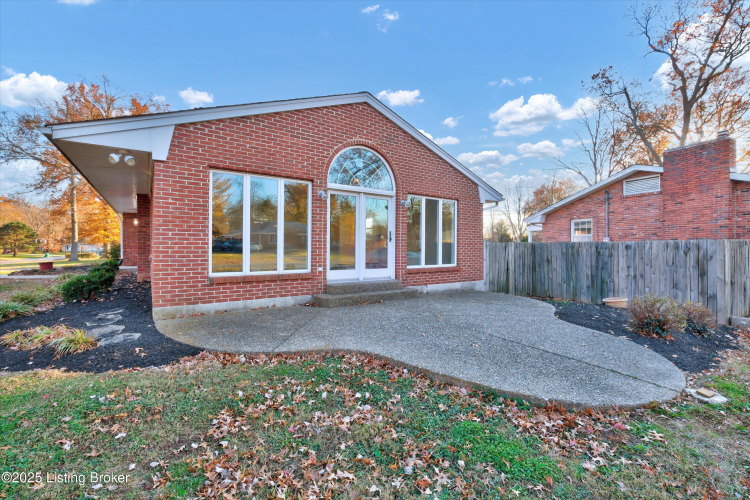 Listing Image 52