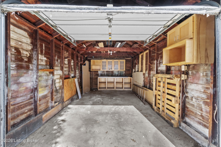 Listing Image 45