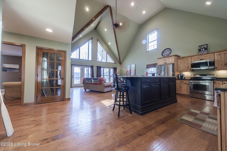 Listing Image 8