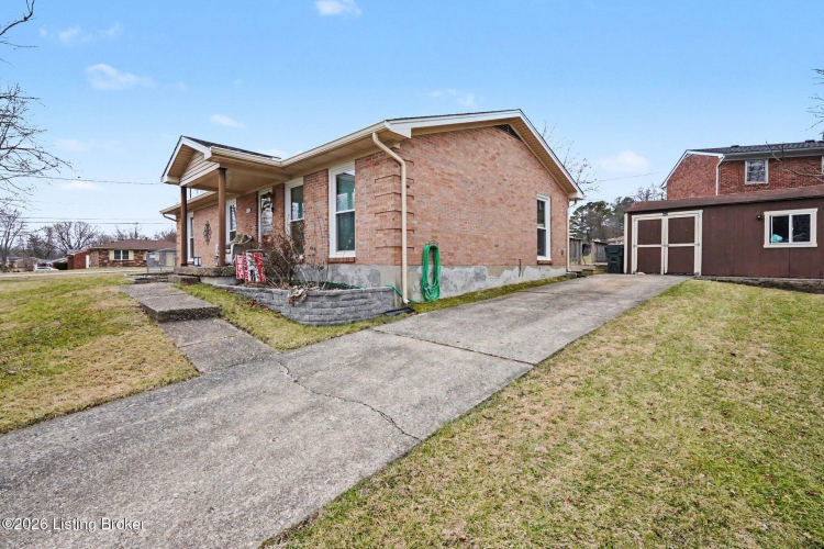 Listing Image 24