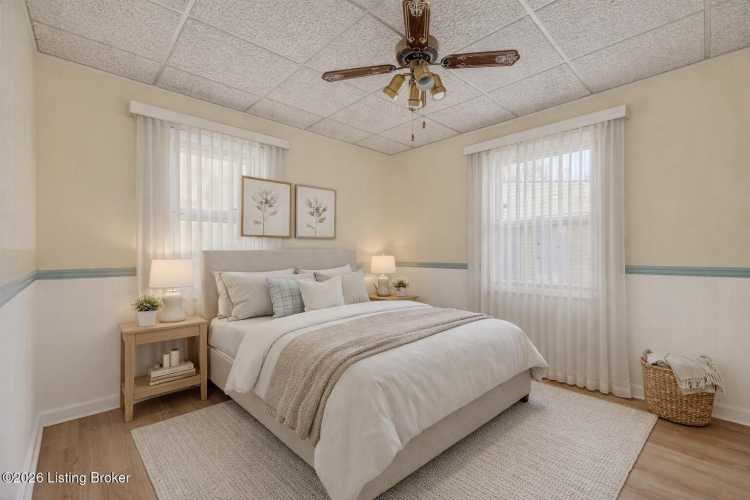 Listing Image 12