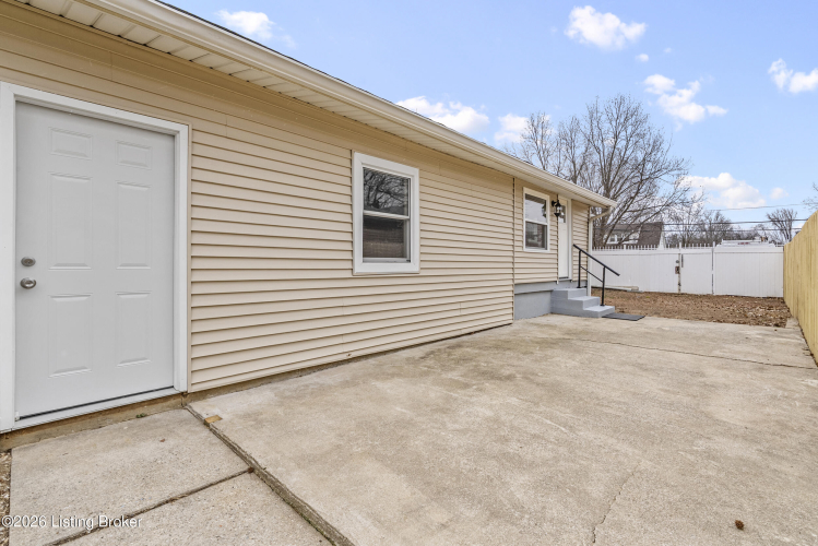 Listing Image 49