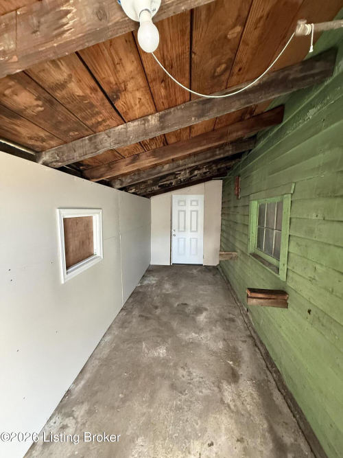 Listing Image 26