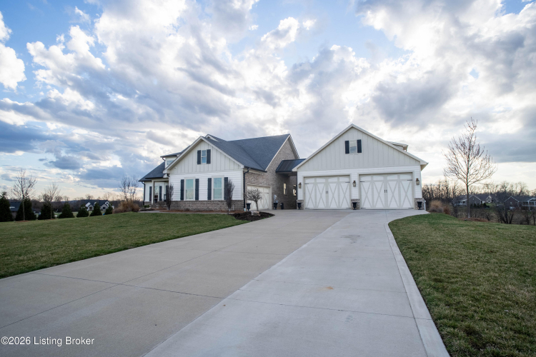 Listing Image 27