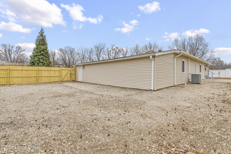 Listing Image 46