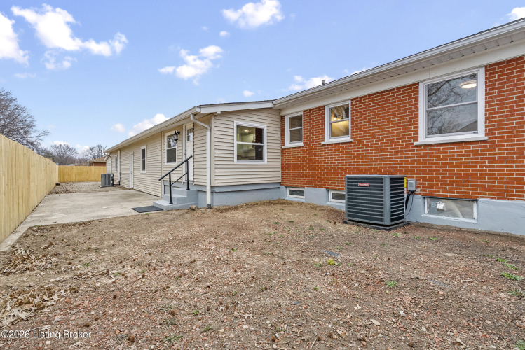 Listing Image 48