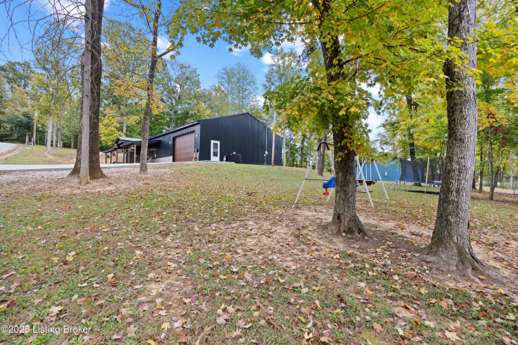 Listing Image 24