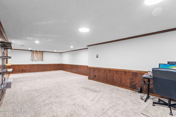 Listing Image 62