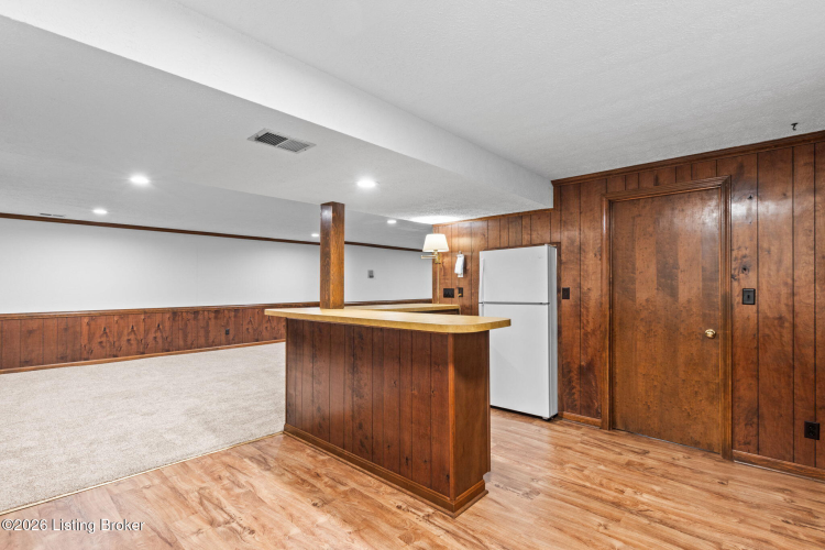 Listing Image 65