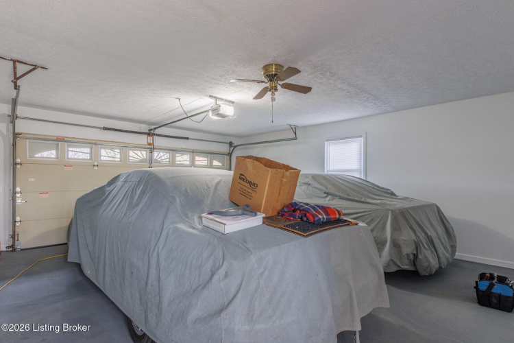 Listing Image 82