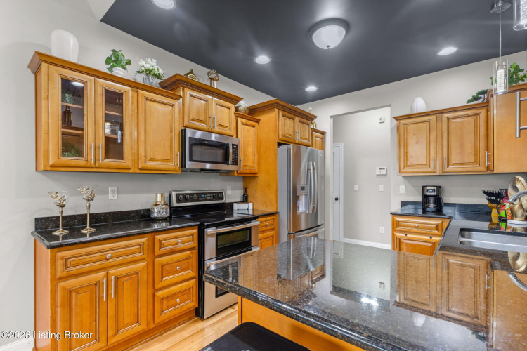 Listing Image 10