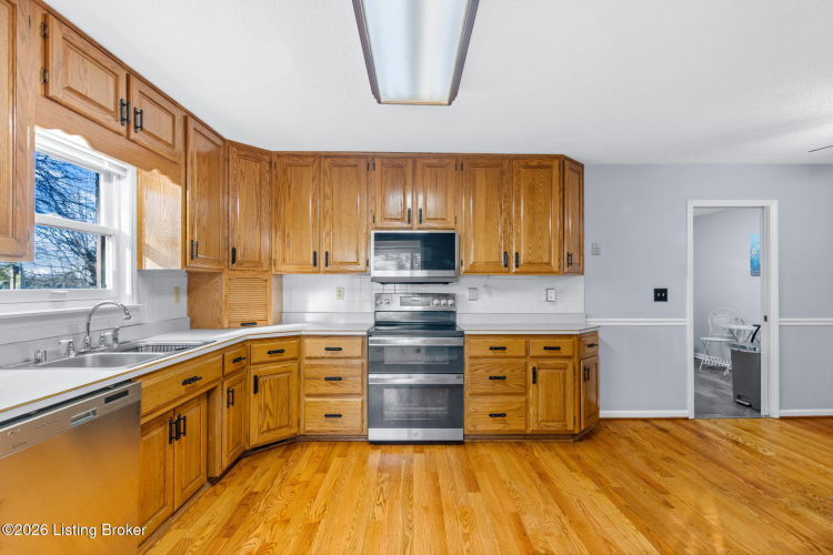 Listing Image 22
