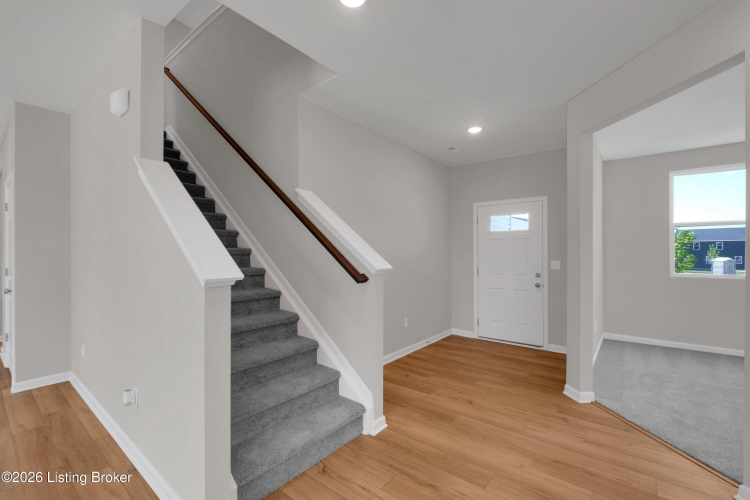 Listing Image 18