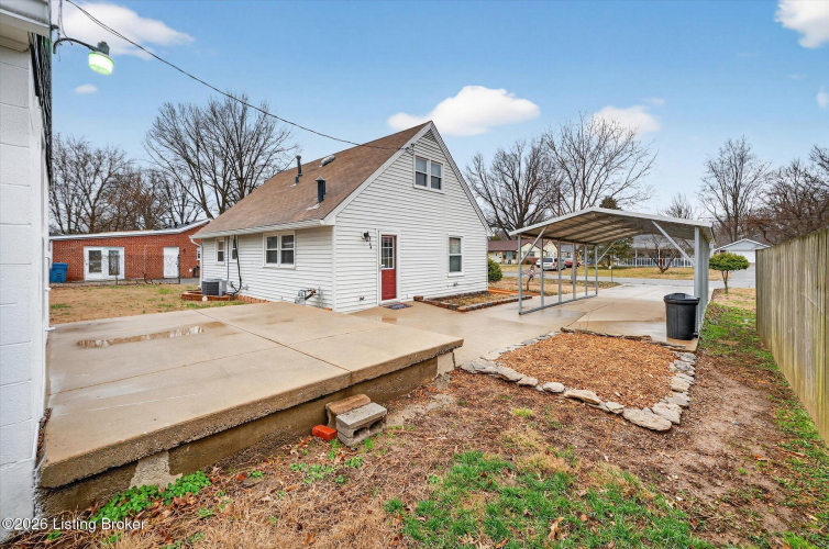 Listing Image 24